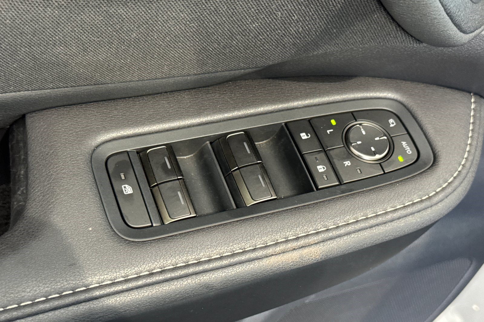 Certified 2026 Lexus TX 500h AWD w/ Technology Package image 13