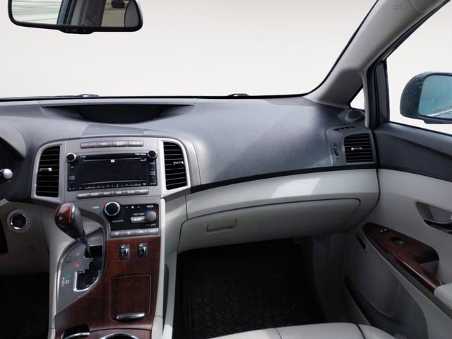 Used 2012 Toyota Venza XLE w/ XLE Premium Pkg AWD/4WD image 9