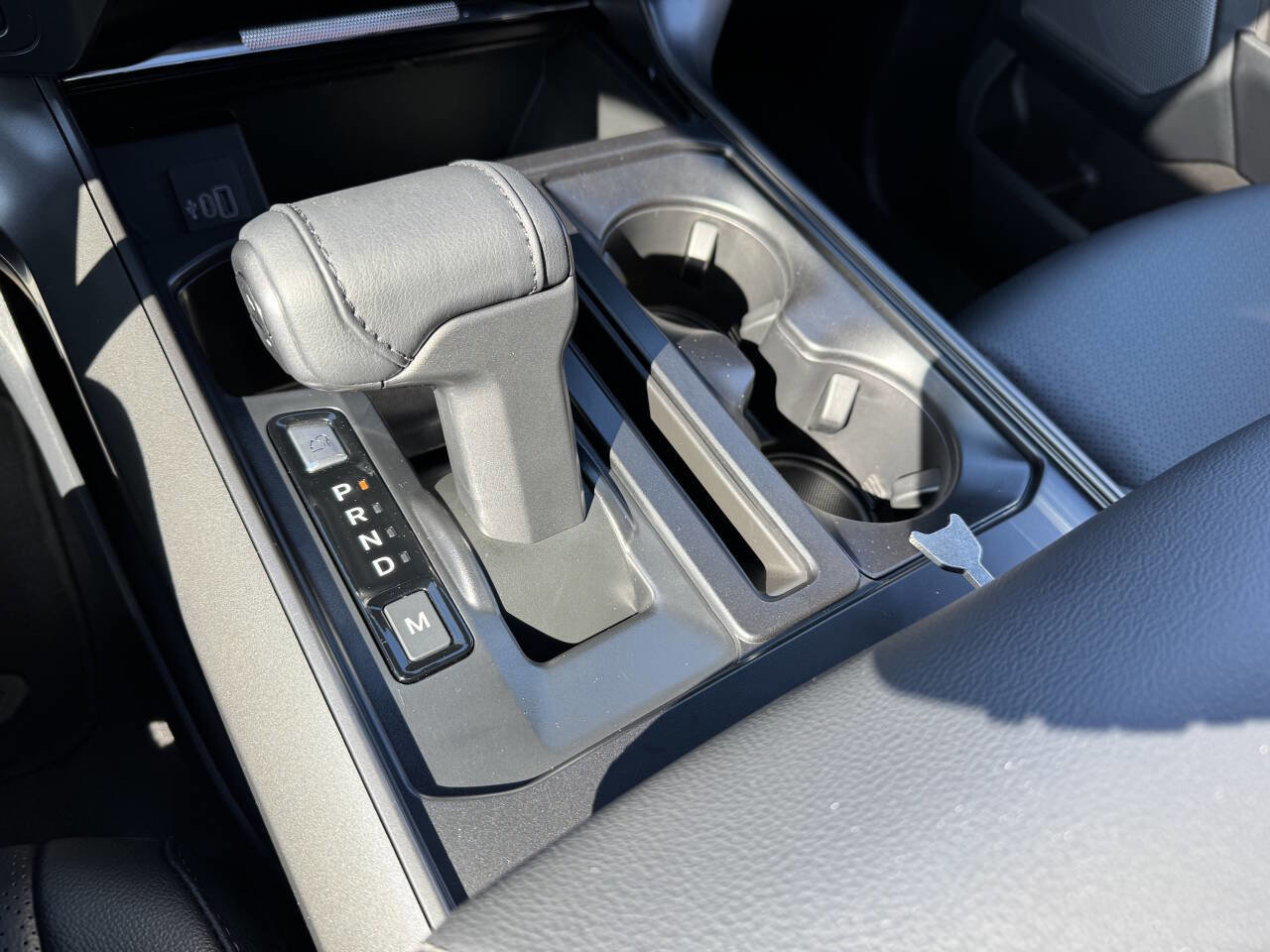 Used 2025 Ford F150 Lariat image 15