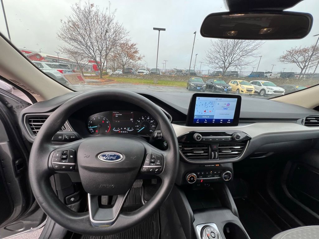 Used 2020 Ford Escape SE image 31