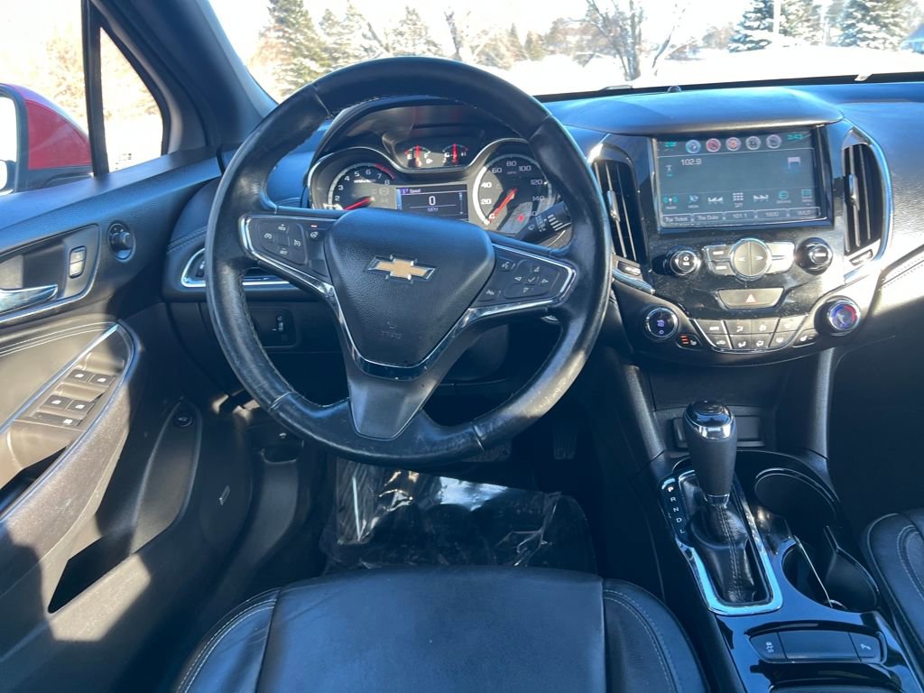 Used 2016 Chevrolet Cruze Premier image 23
