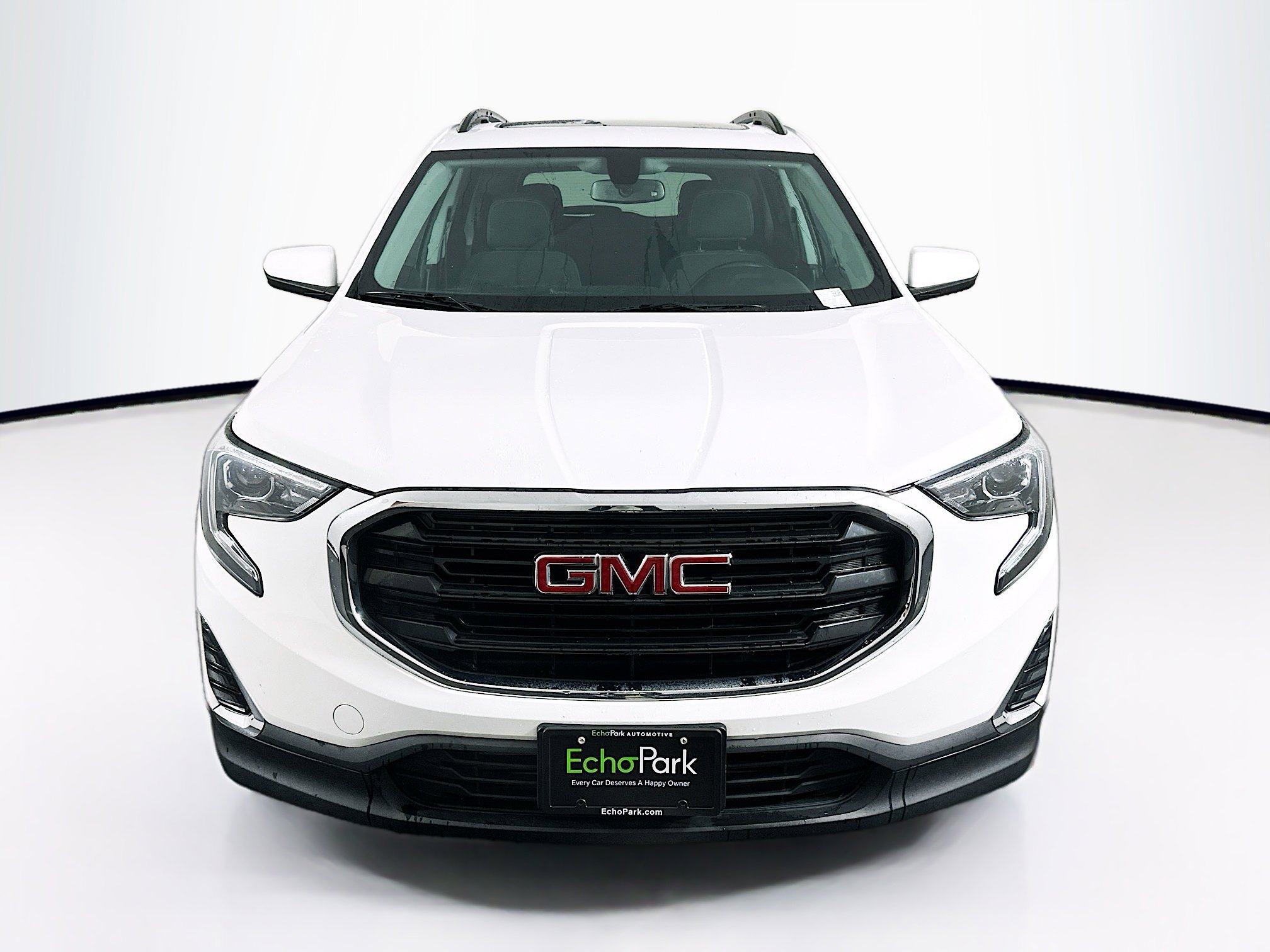 Used 2018 GMC Terrain SLE w/ Driver Convenience Package image 2