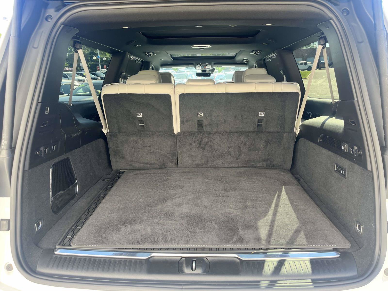 New 2026 Jeep Grand Wagoneer L Summit w/ Rear Seat Video Group I AWD/4WD image 9
