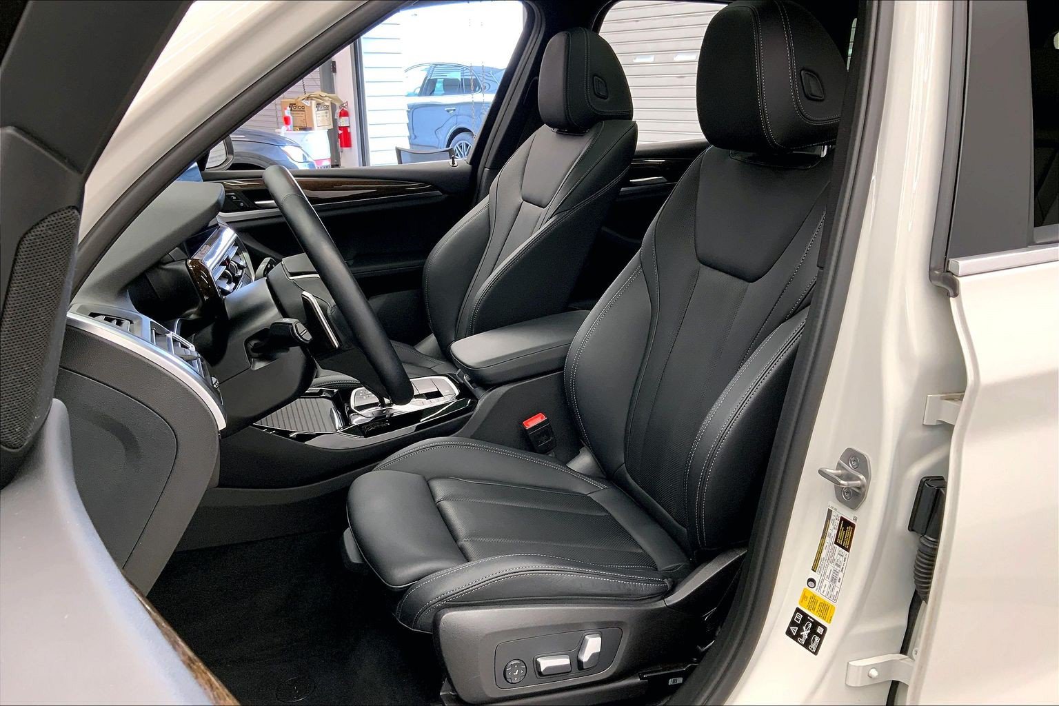 Certified 2023 BMW X3 xDrive30i w/ Premium Package AWD/4WD image 4