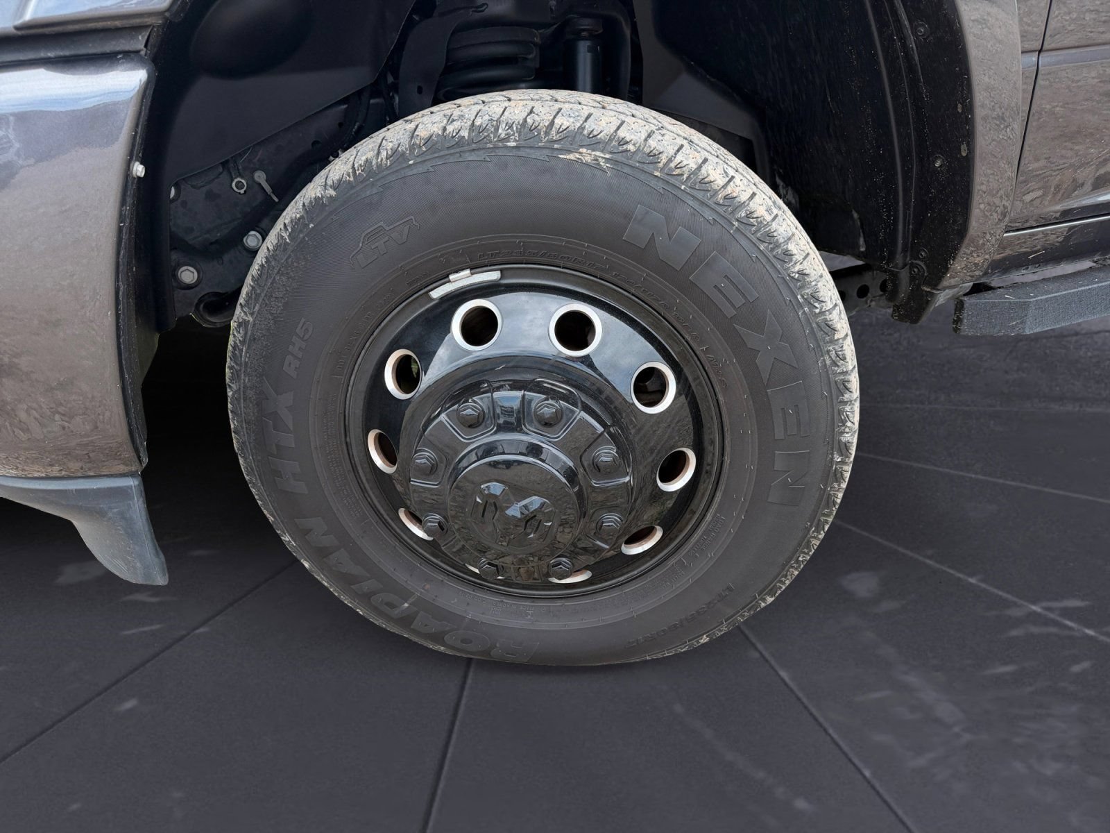 Used 2023 RAM 3500 Limited w/ Night Edition AWD/4WD image 14