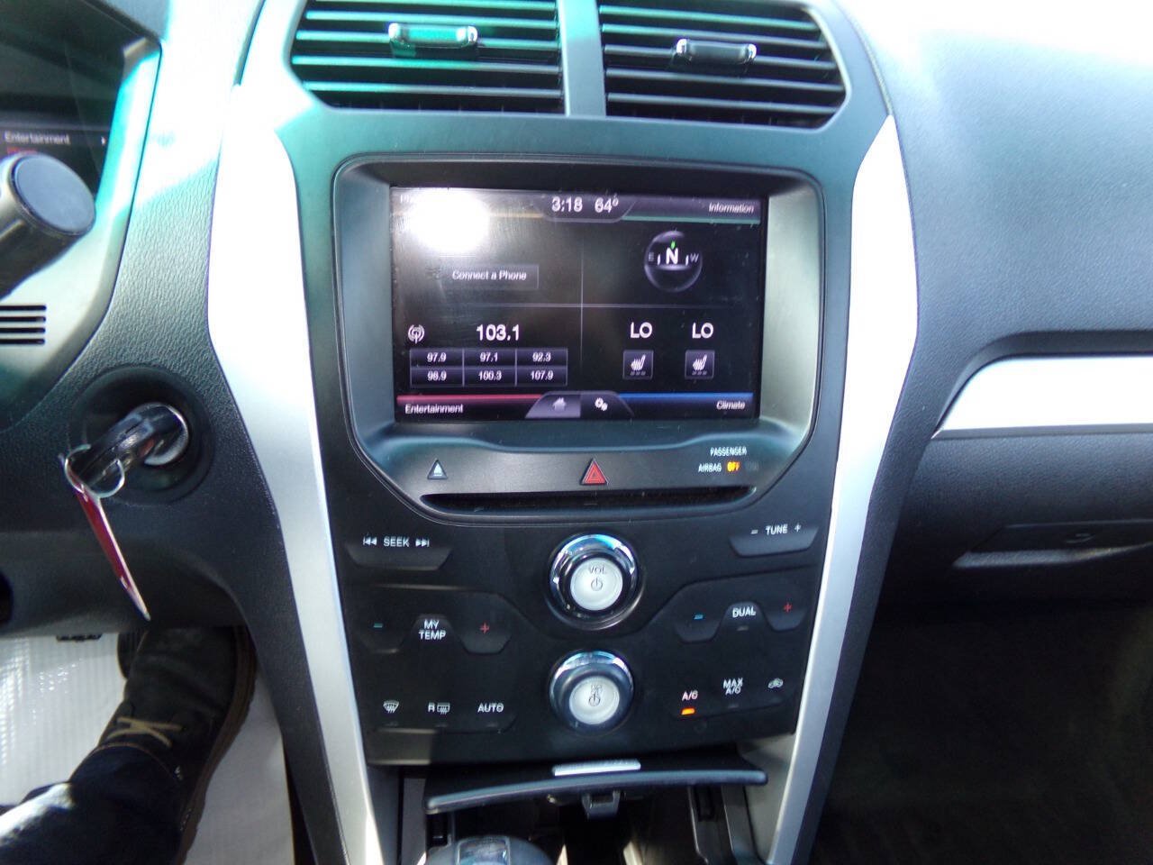 Used 2013 Ford Explorer XLT FWD image 52