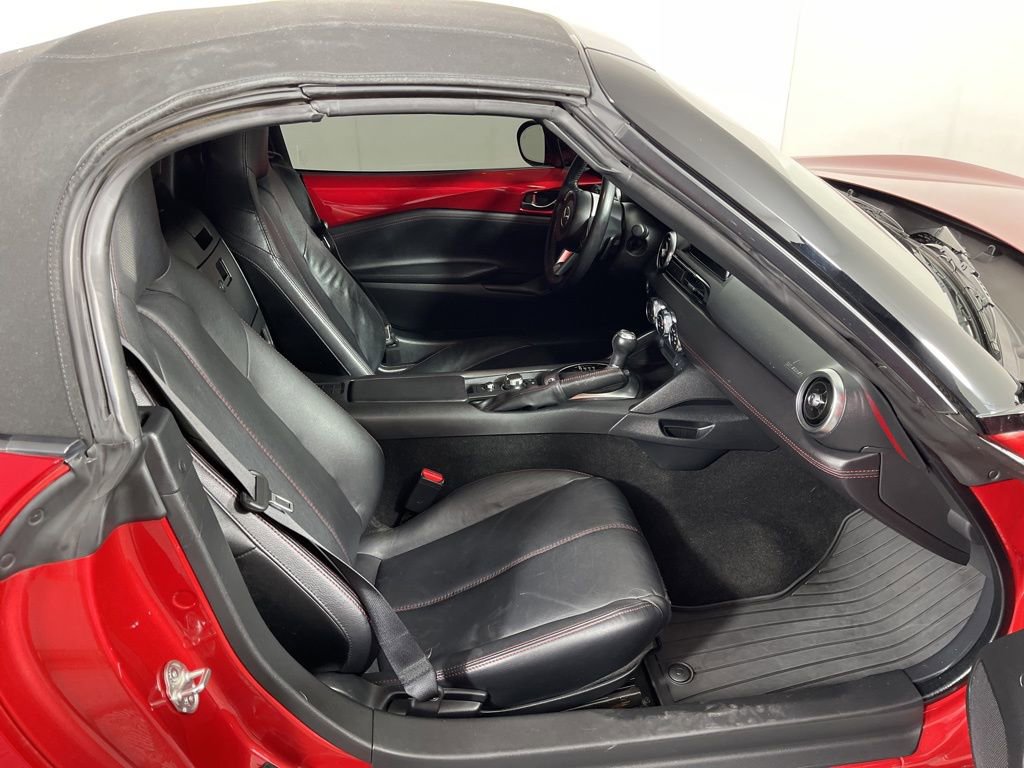 Used 2016 MAZDA MX-5 Miata Grand Touring image 5