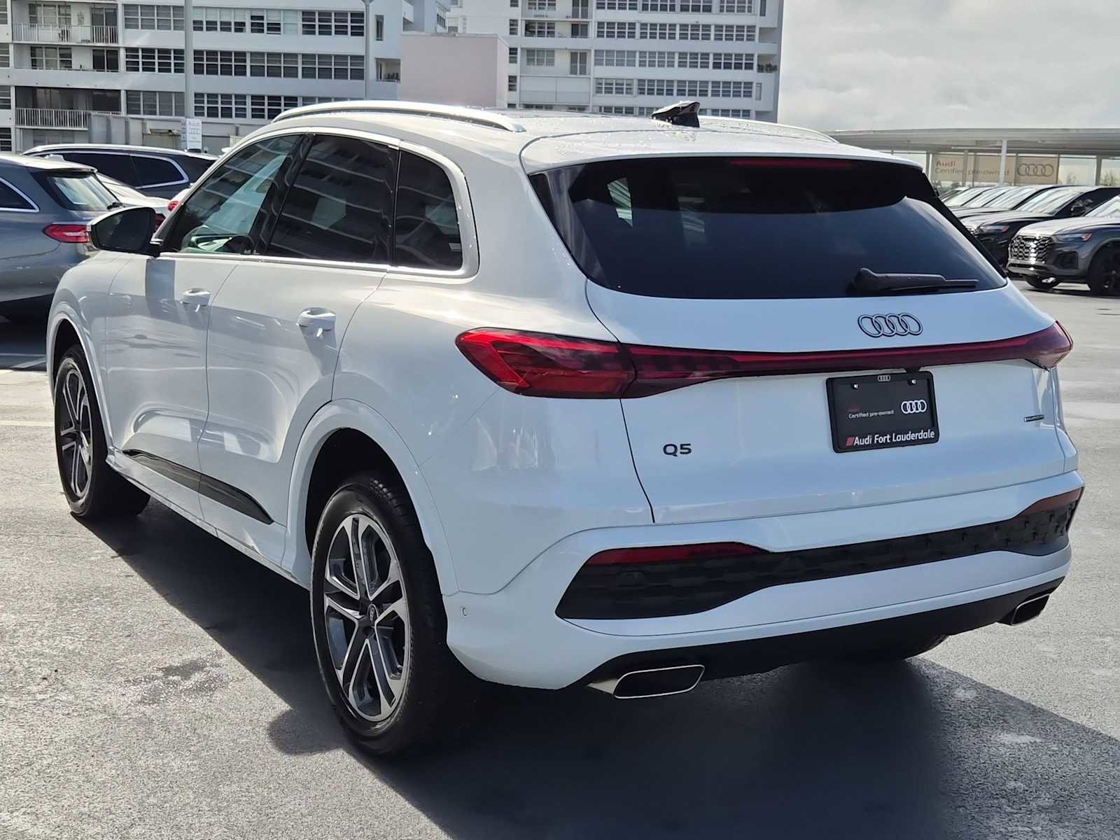 Certified 2025 Audi Q5 Premium Plus w/ Premium Plus image 4