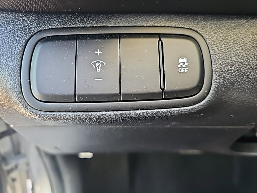 Certified 2023 Hyundai Venue SEL image 15