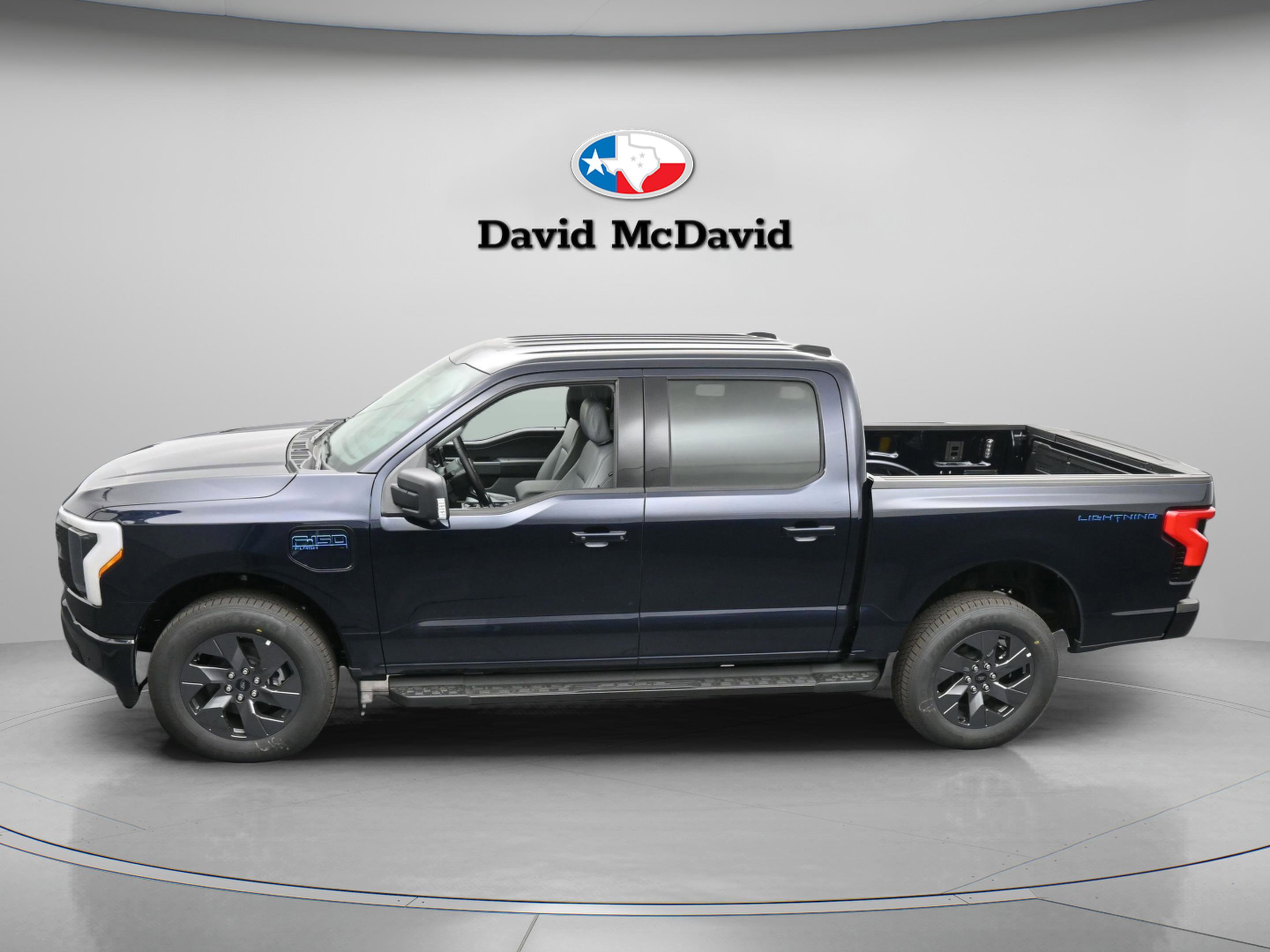 New 2025 Ford F150 Lightning Flash image 5