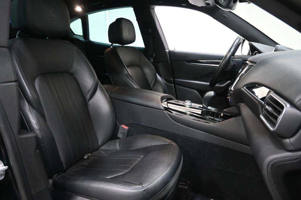Used 2017 Maserati Levante image 19