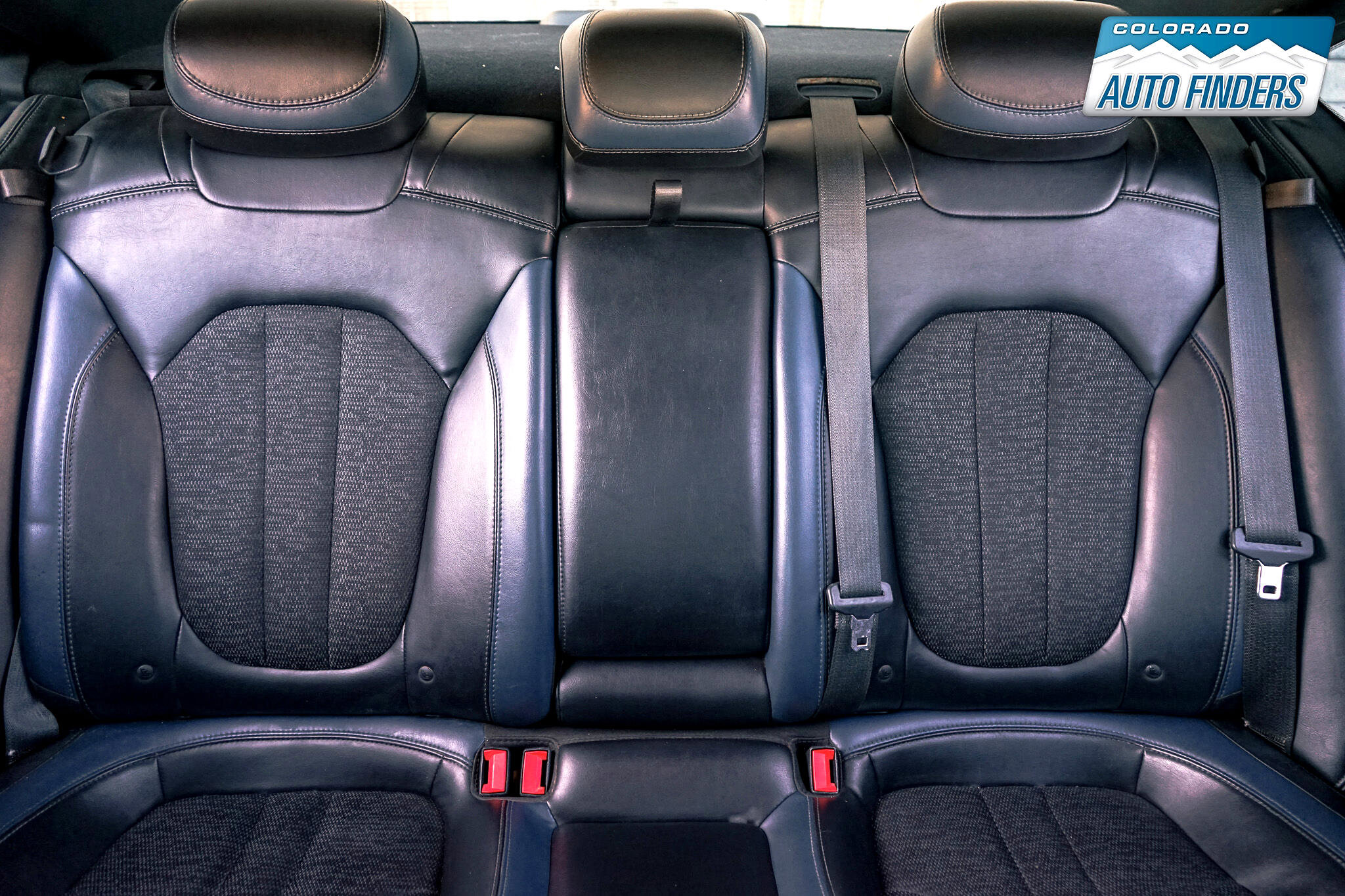 Used 2015 Chrysler 200 S w/ Navigation & Sound Group I image 25