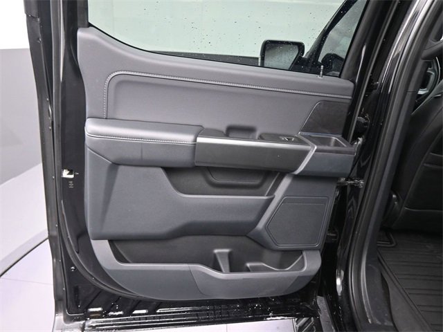 Used 2022 Ford F150 XLT w/ Equipment Group 302A High image 14