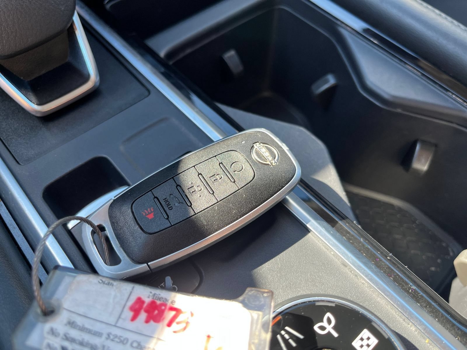 Used 2025 Nissan Pathfinder SV AWD/4WD image 22
