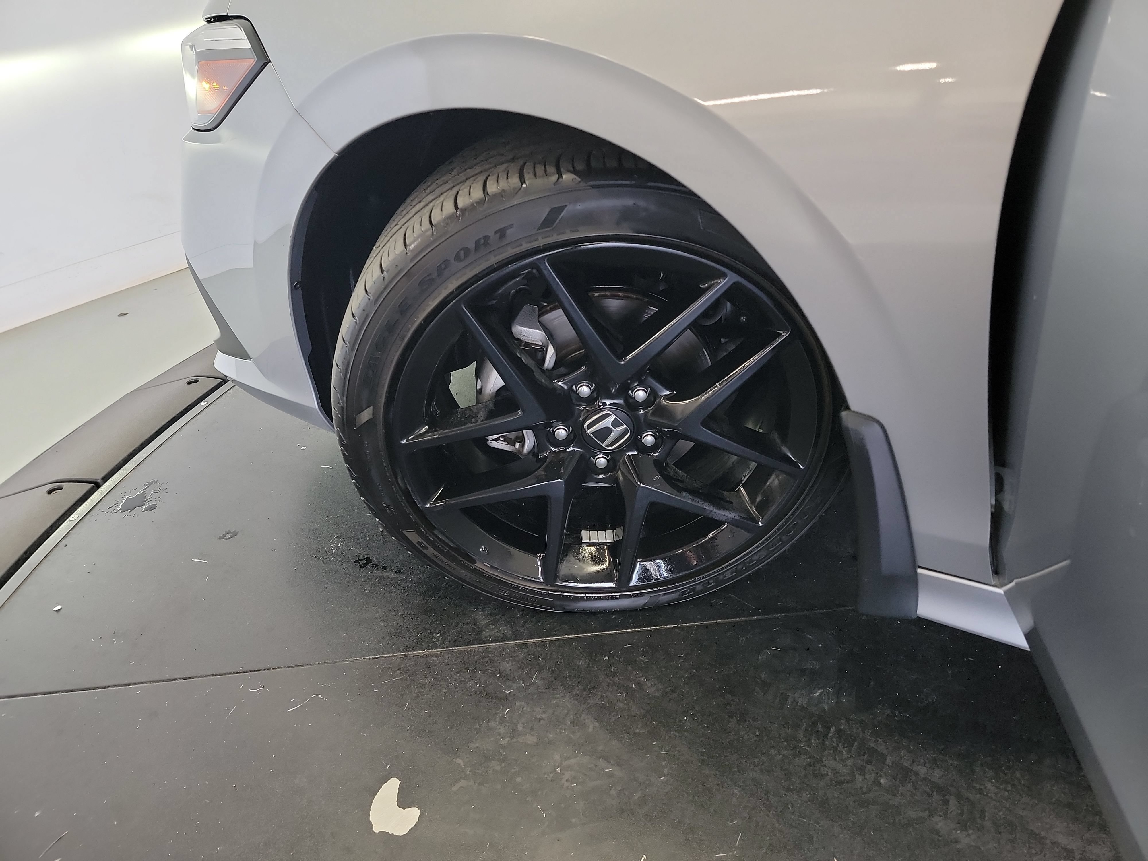 Used 2024 Honda Civic Sport image 29