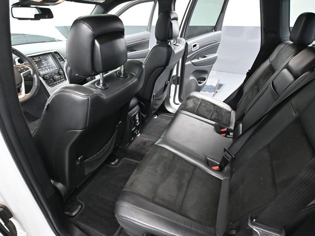 Used 2015 Jeep Grand Cherokee Altitude image 38