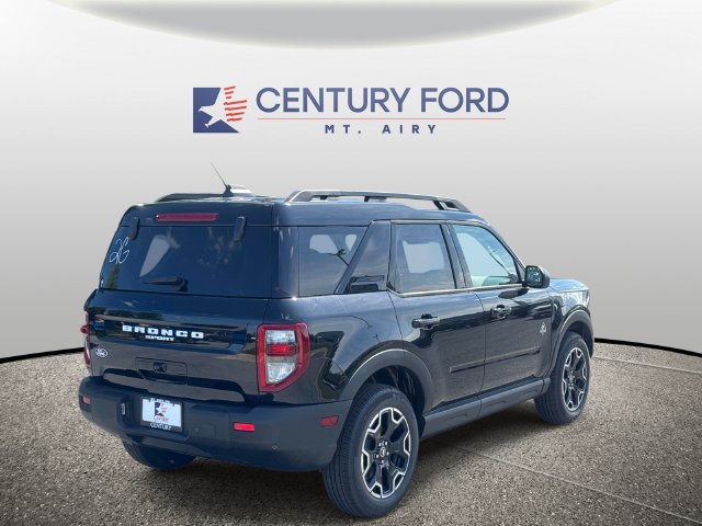 New 2026 Ford Bronco Sport Outer Banks AWD/4WD image 2