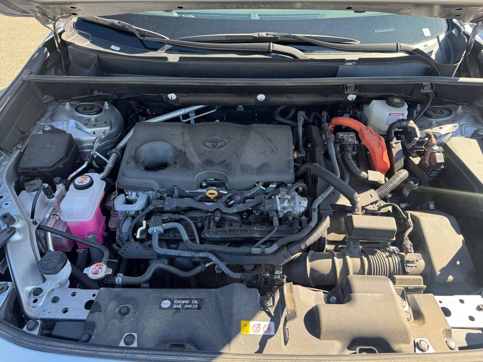 Used 2025 Toyota RAV4 LE image 31