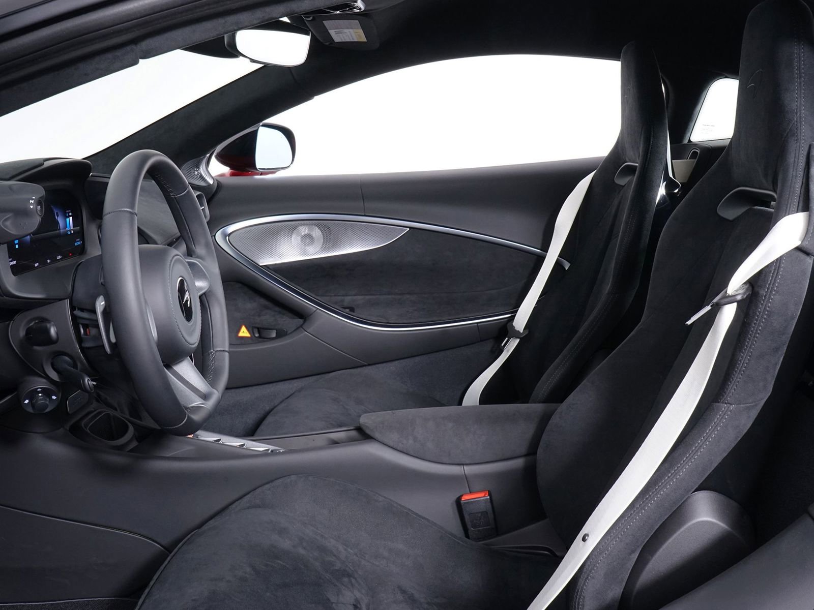 New 2026 McLaren Artura image 4