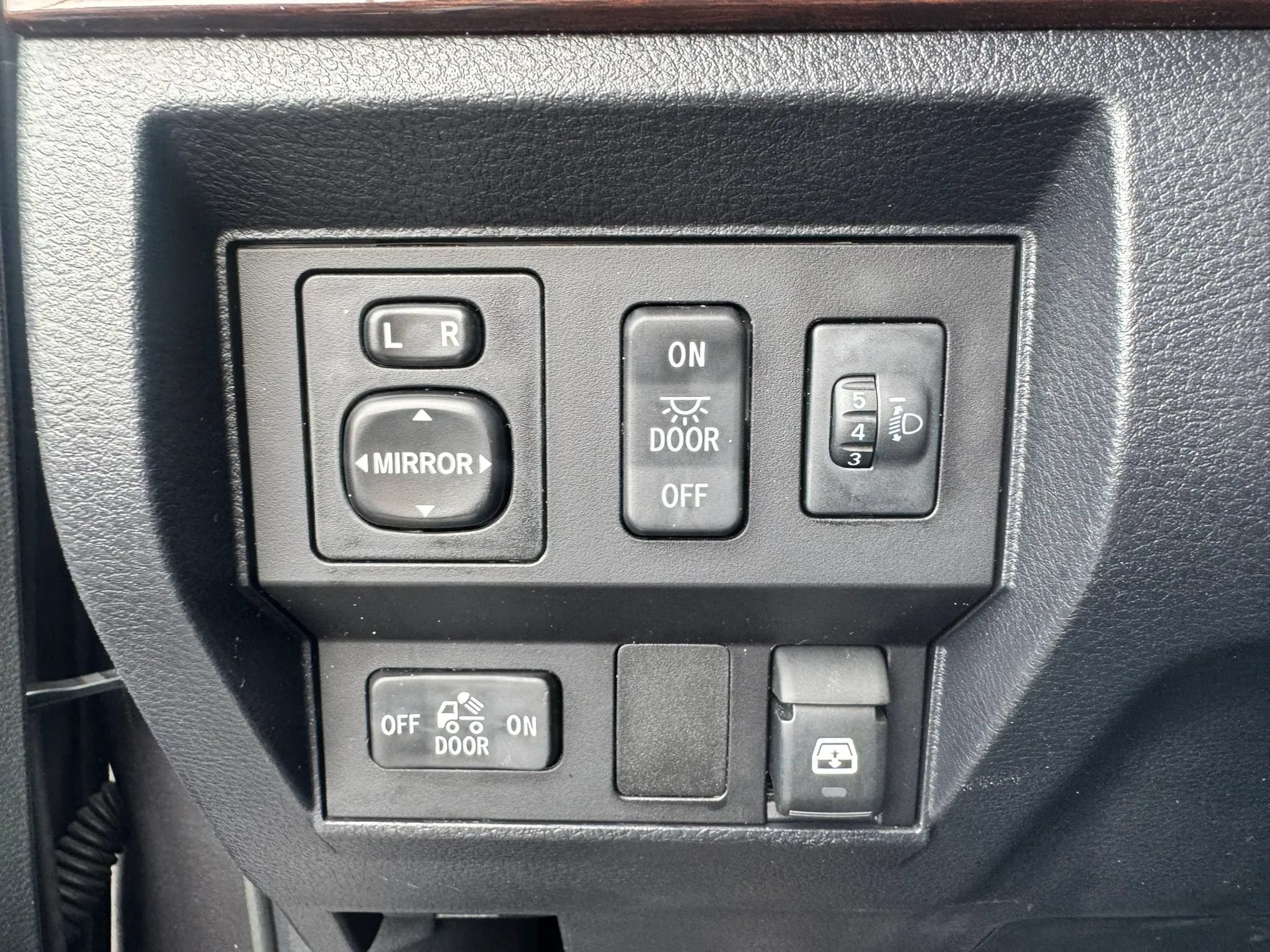 Used 2017 Toyota Tundra Limited w/ TRD Off Road Package RWD image 51