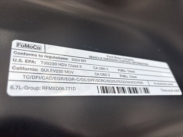 Used 2024 Ford F350 Lariat w/ Chrome Package image 12
