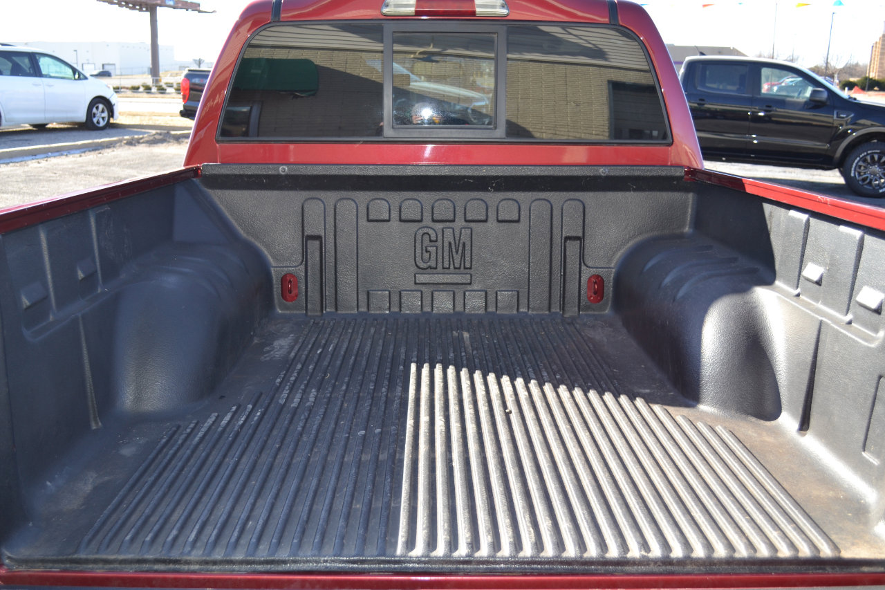 Used 2011 Chevrolet Colorado LT image 8