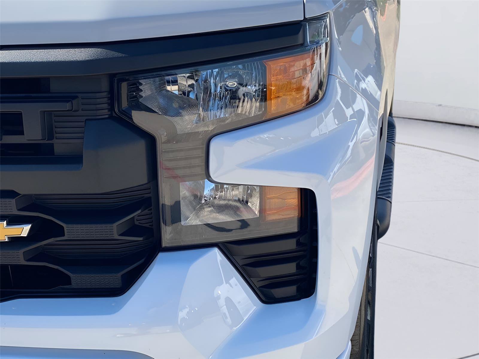 Used 2024 Chevrolet Silverado 1500 Custom RWD image 10
