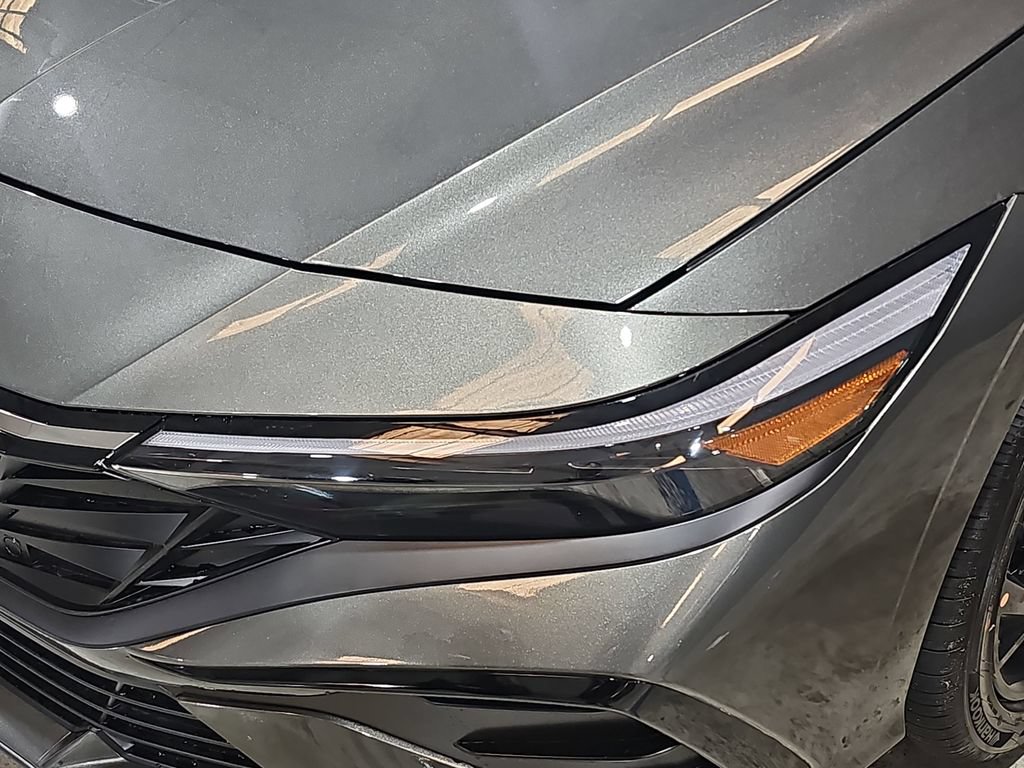 New 2026 Hyundai Elantra SEL Sport Premium FWD image 32