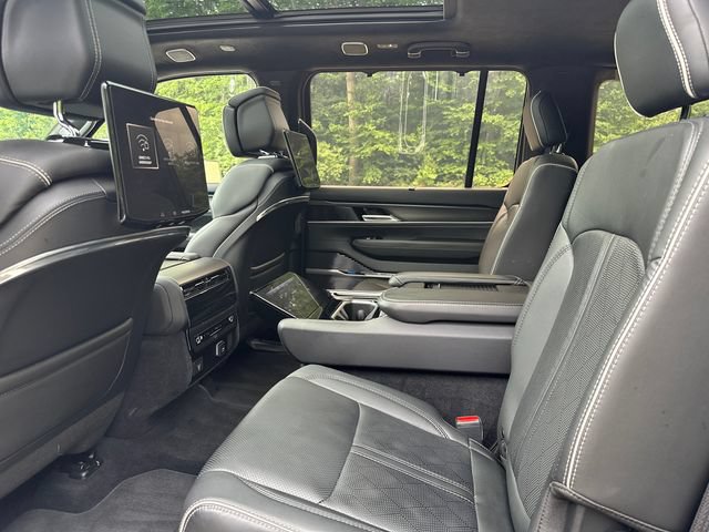 Certified 2024 Jeep Grand Wagoneer Series II w/ Quick Order Packagew 28T AWD/4WD image 17