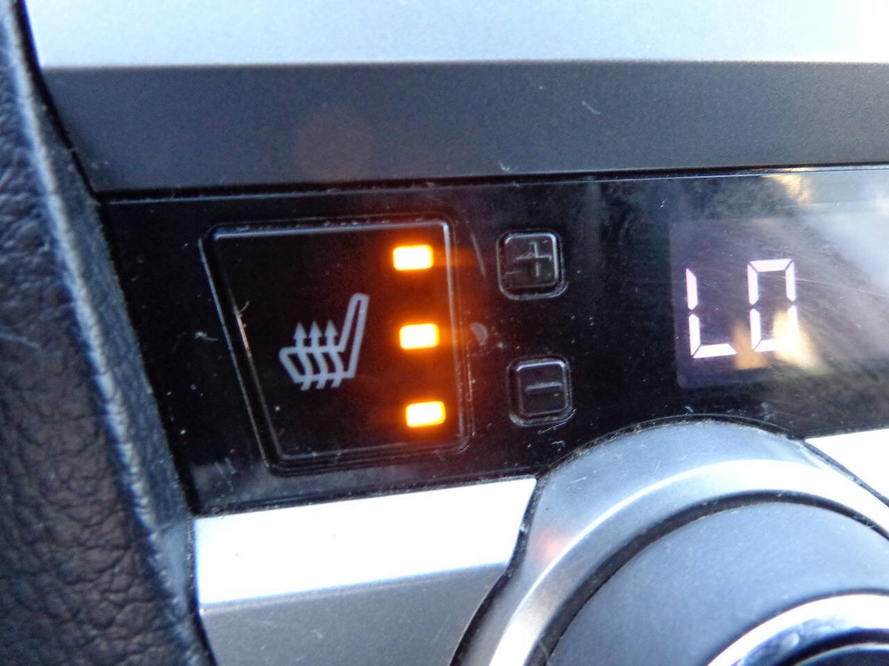 Used 2016 Subaru Legacy 3.6R Limited image 24