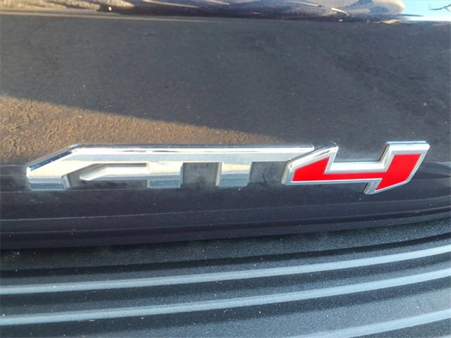 Used 2023 GMC Yukon AT4 w/ LPO, Floor Liner Package image 16