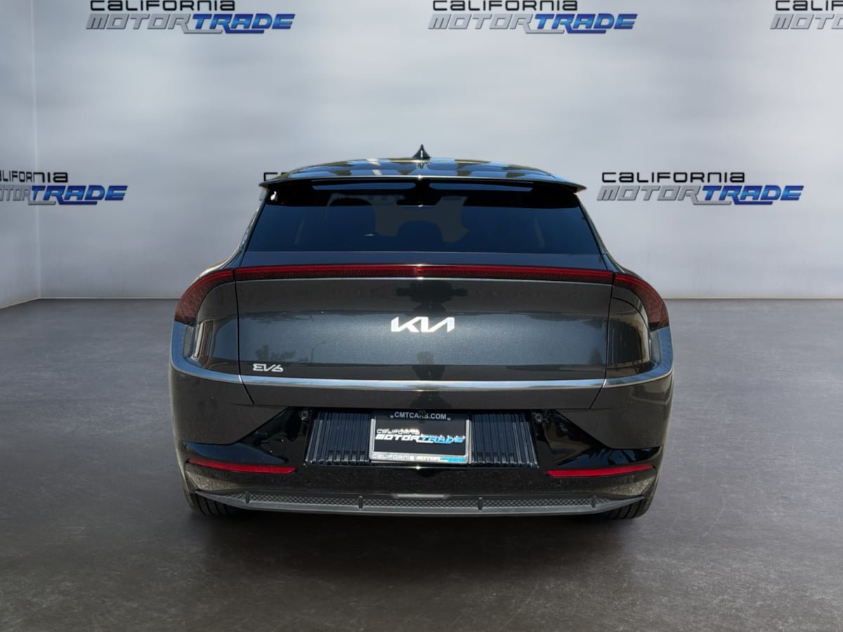 Used 2024 Kia EV6 Wind w/ Wind Technology Package AWD/4WD image 6