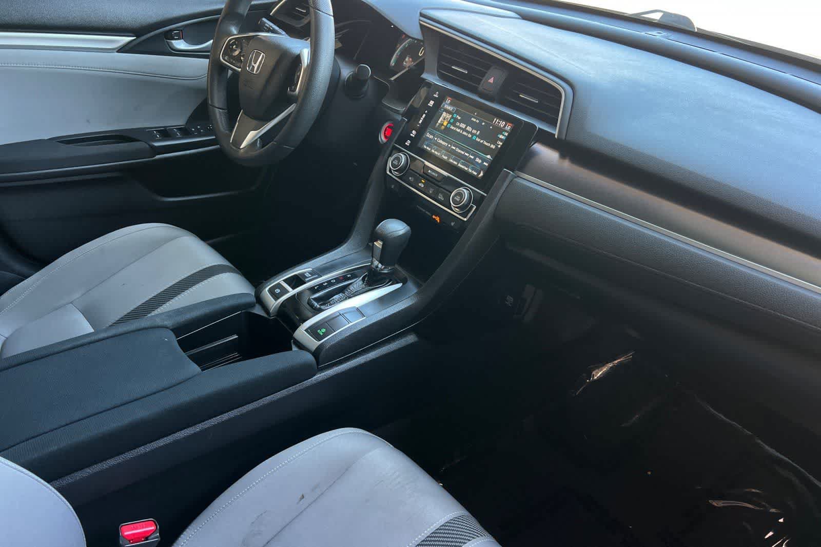 Used 2016 Honda Civic EX-T image 17