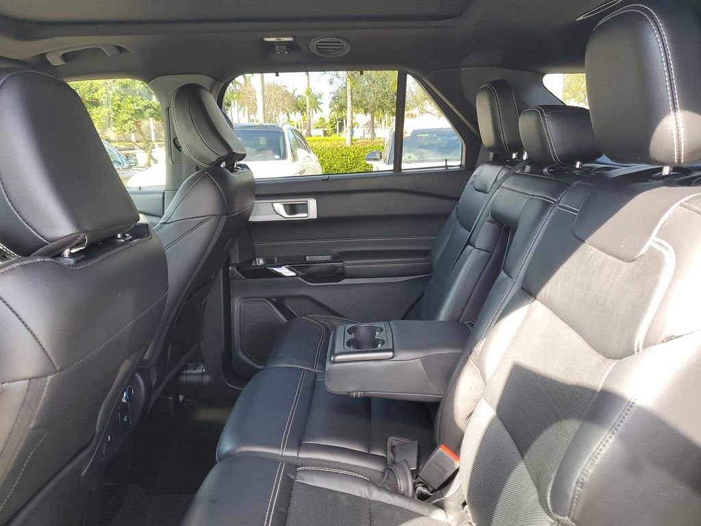 Used 2021 Ford Explorer ST w/ Equipment Group 401A image 11