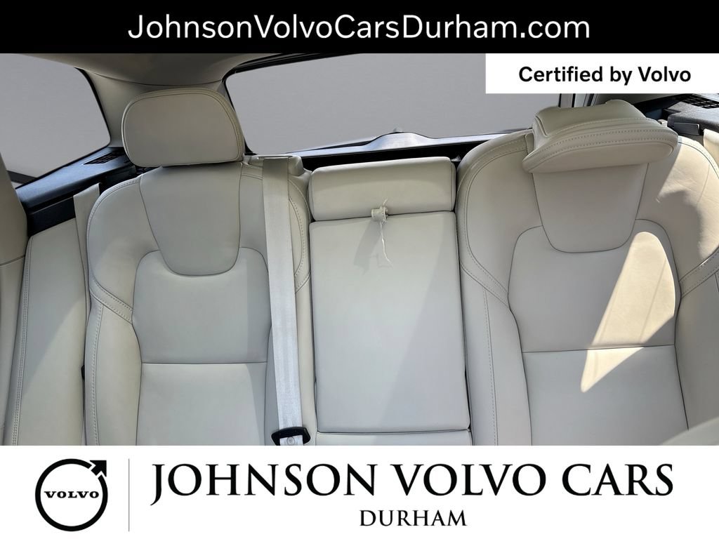 Certified 2024 Volvo XC60 T8 Ultimate w/ Protection Package Premier AWD/4WD image 27