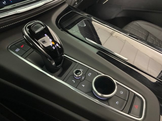 Used 2024 Cadillac Escalade V w/ LPO, ONYX Package AWD/4WD image 19