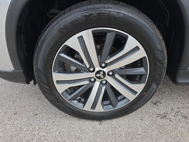 Used 2024 Mitsubishi Outlander Sport SE image 15