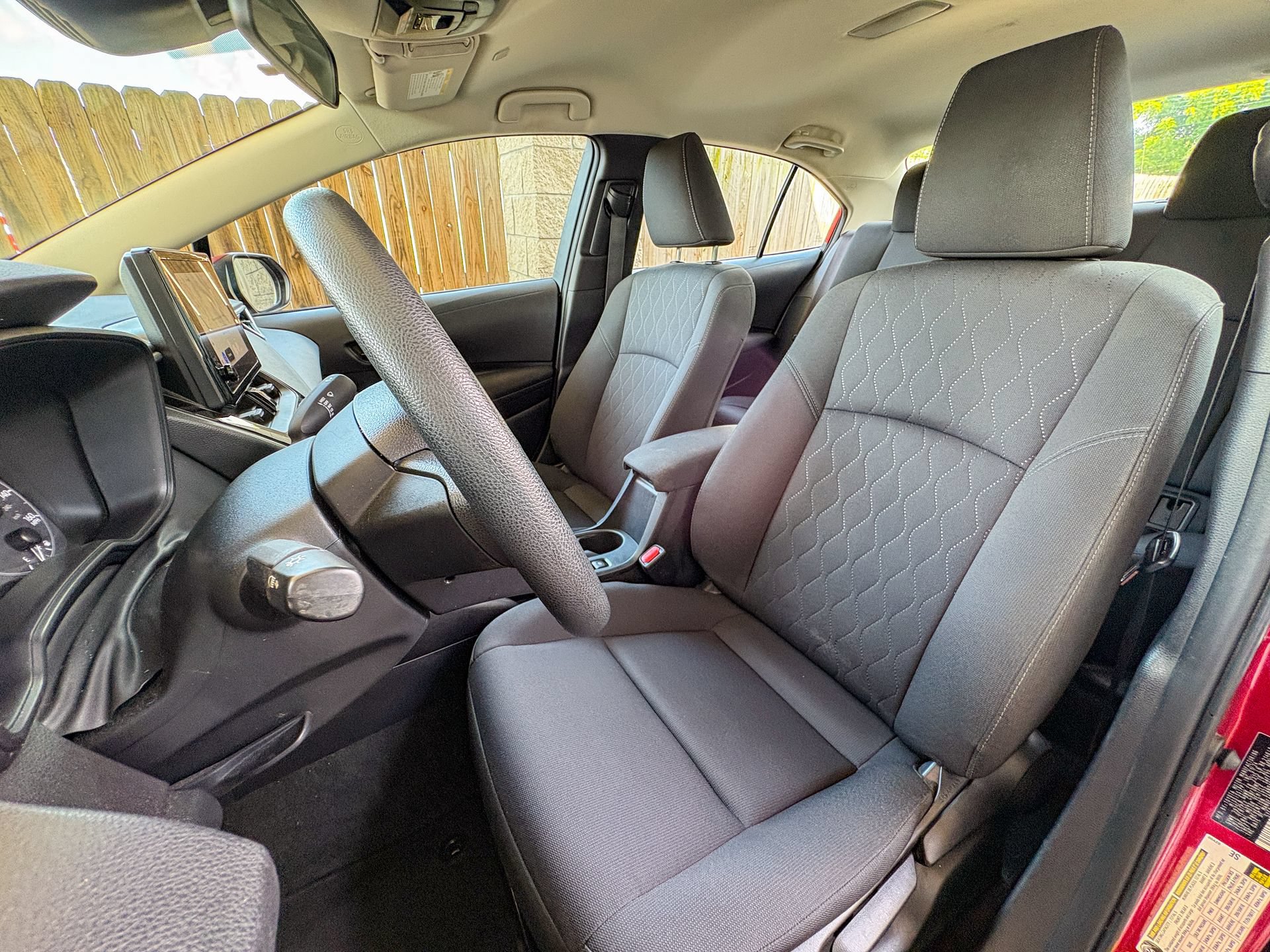 Used 2024 Toyota Corolla LE FWD image 21