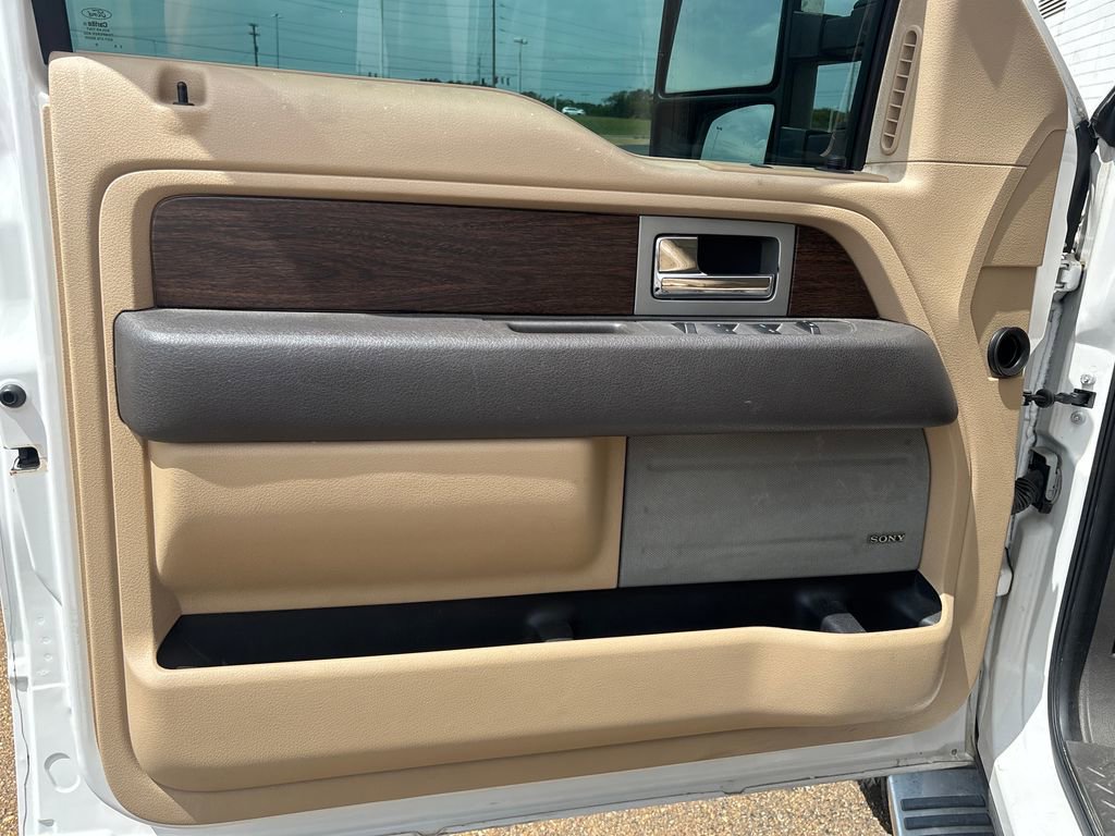 Used 2013 Ford F150 Lariat w/ Luxury Equipment Group image 7