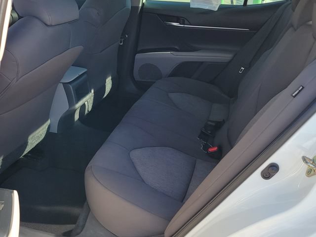 Used 2020 Toyota Camry LE FWD image 8