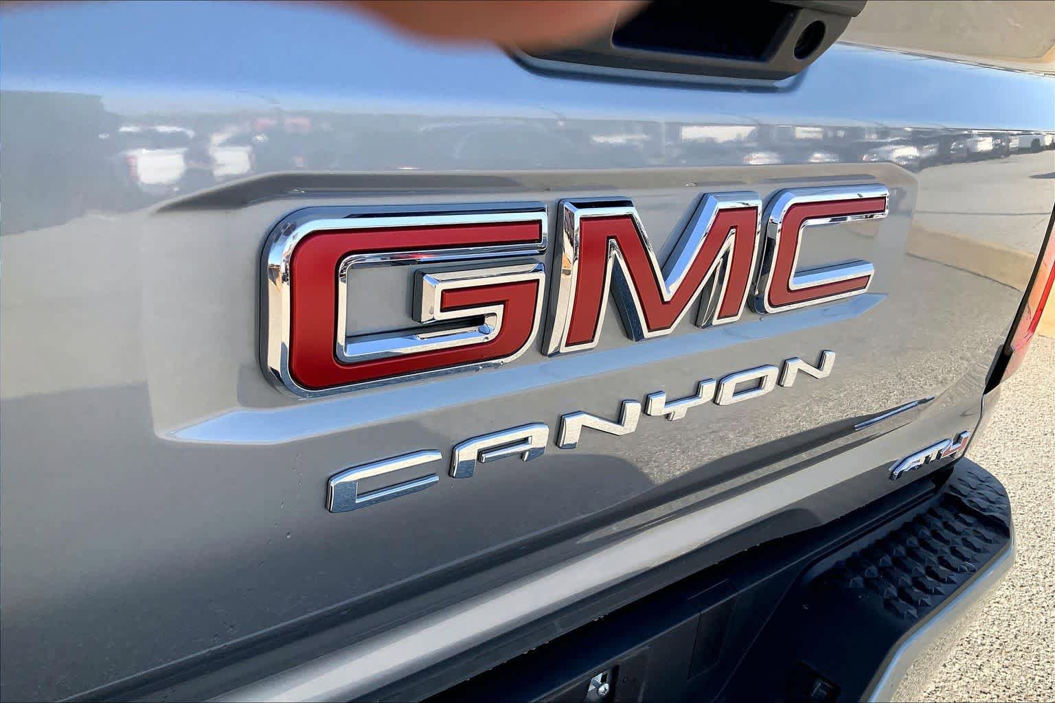 Used 2024 GMC Canyon AT4 w/ Canyon Safety Plus Package AWD/4WD image 49