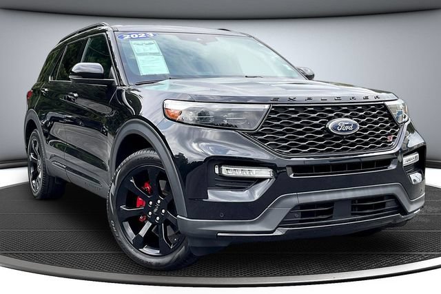 Used 2023 Ford Explorer ST w/ Equipment Group 401A AWD/4WD image 3