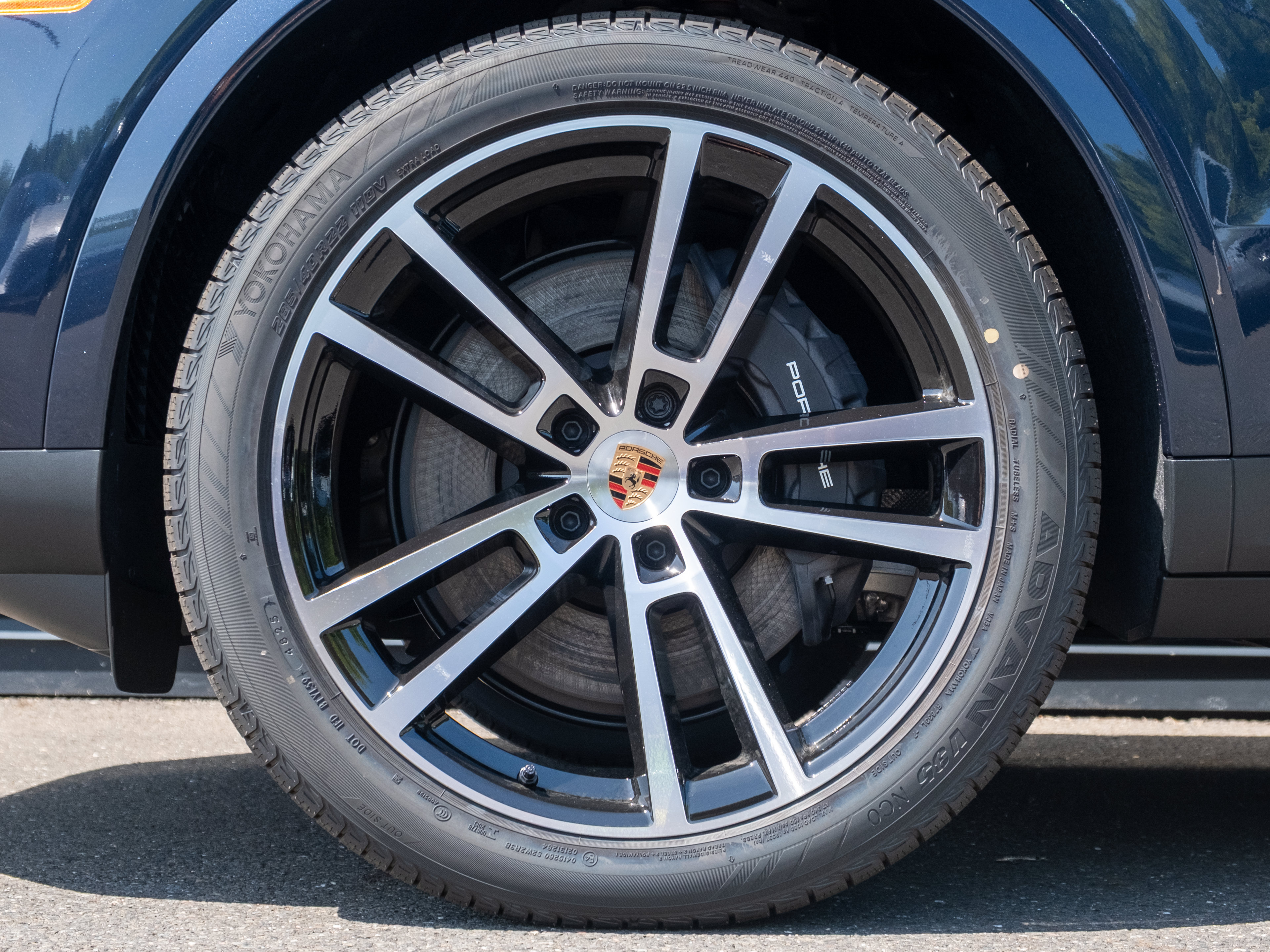 New 2026 Porsche Cayenne AWD/4WD image 12