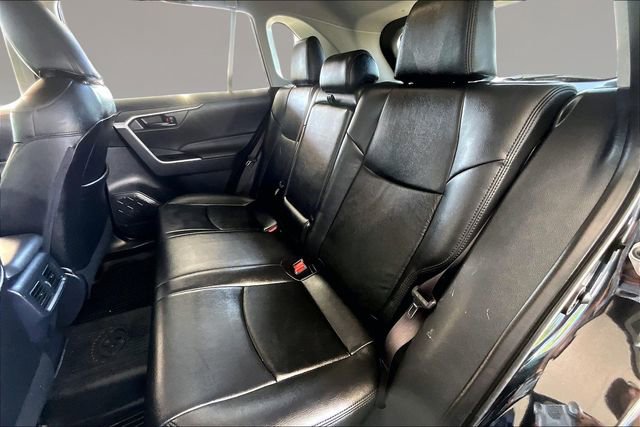 Used 2025 Toyota RAV4 LE AWD/4WD image 19