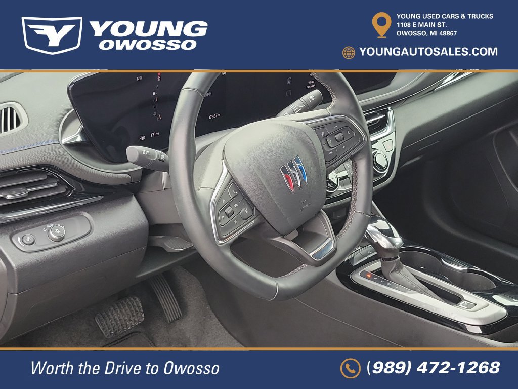 Used 2025 Buick Envista Sport Touring w/ Convenience I Package FWD image 11