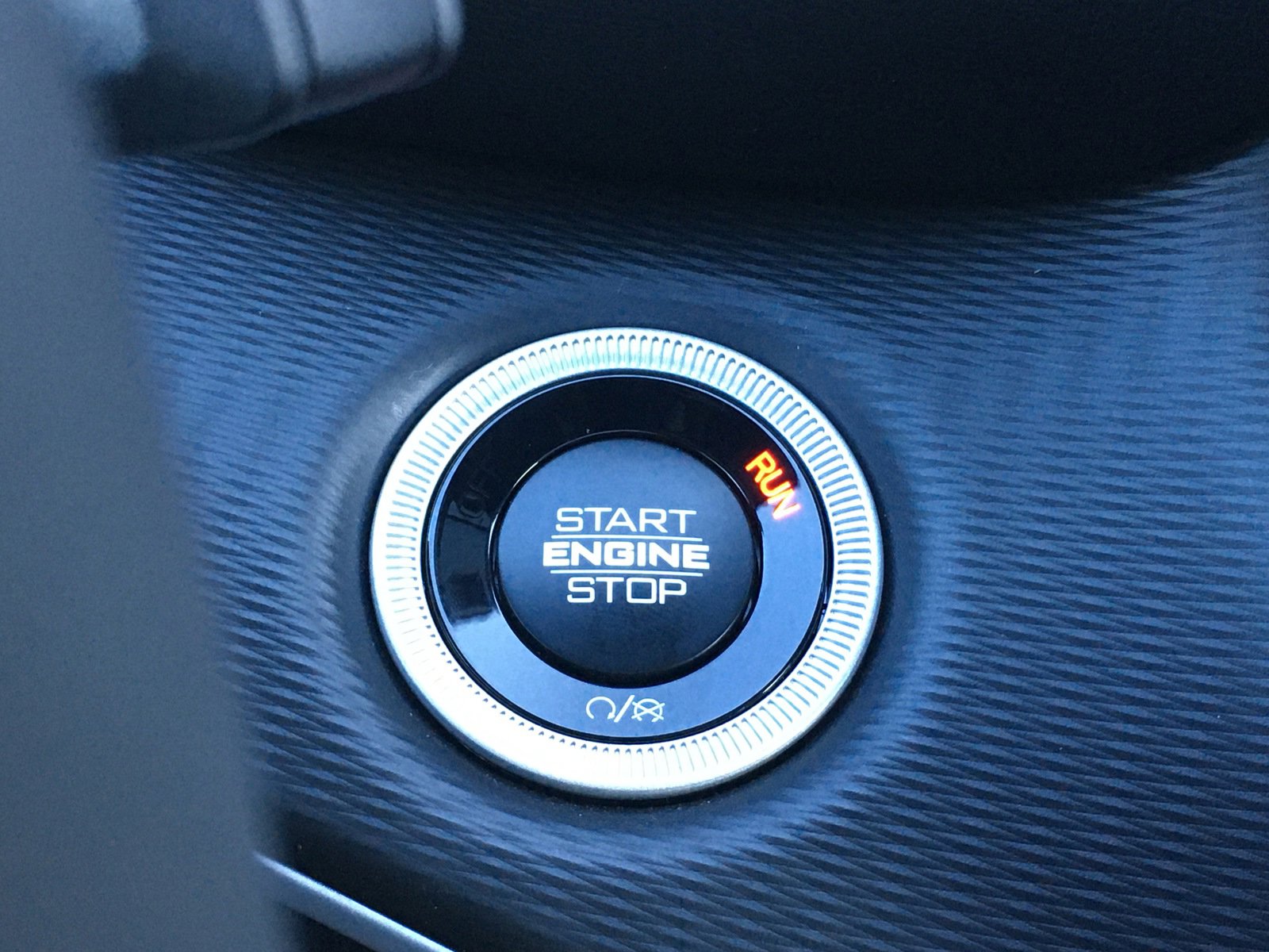 New 2025 Jeep Grand Cherokee L Altitude image 25