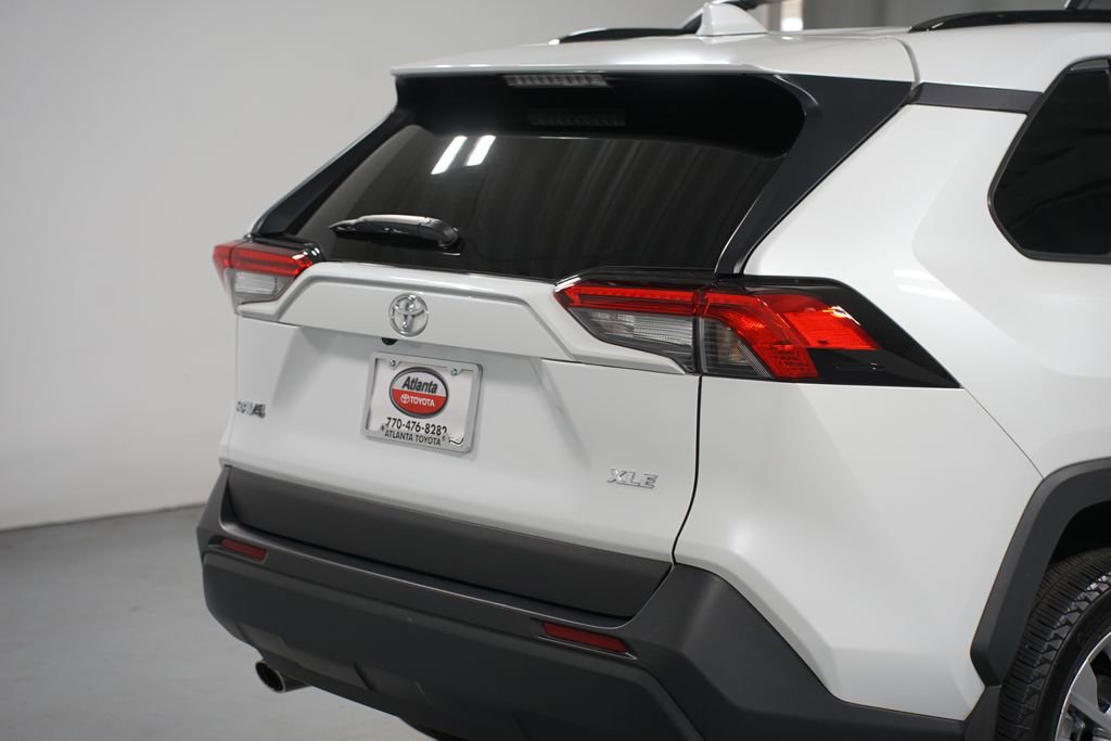 Certified 2024 Toyota RAV4 XLE Premium image 9