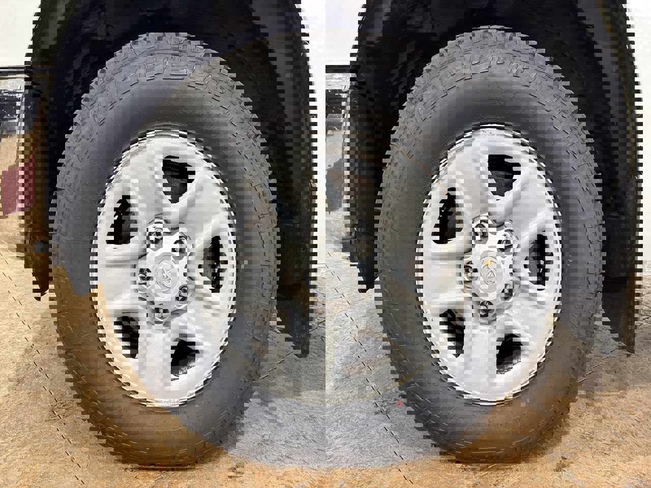 Used 2017 Toyota Tundra SR5 image 10