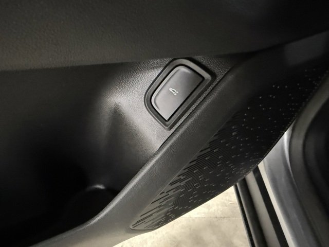 New 2026 Chevrolet Equinox LT w/ Convenience Package II image 9