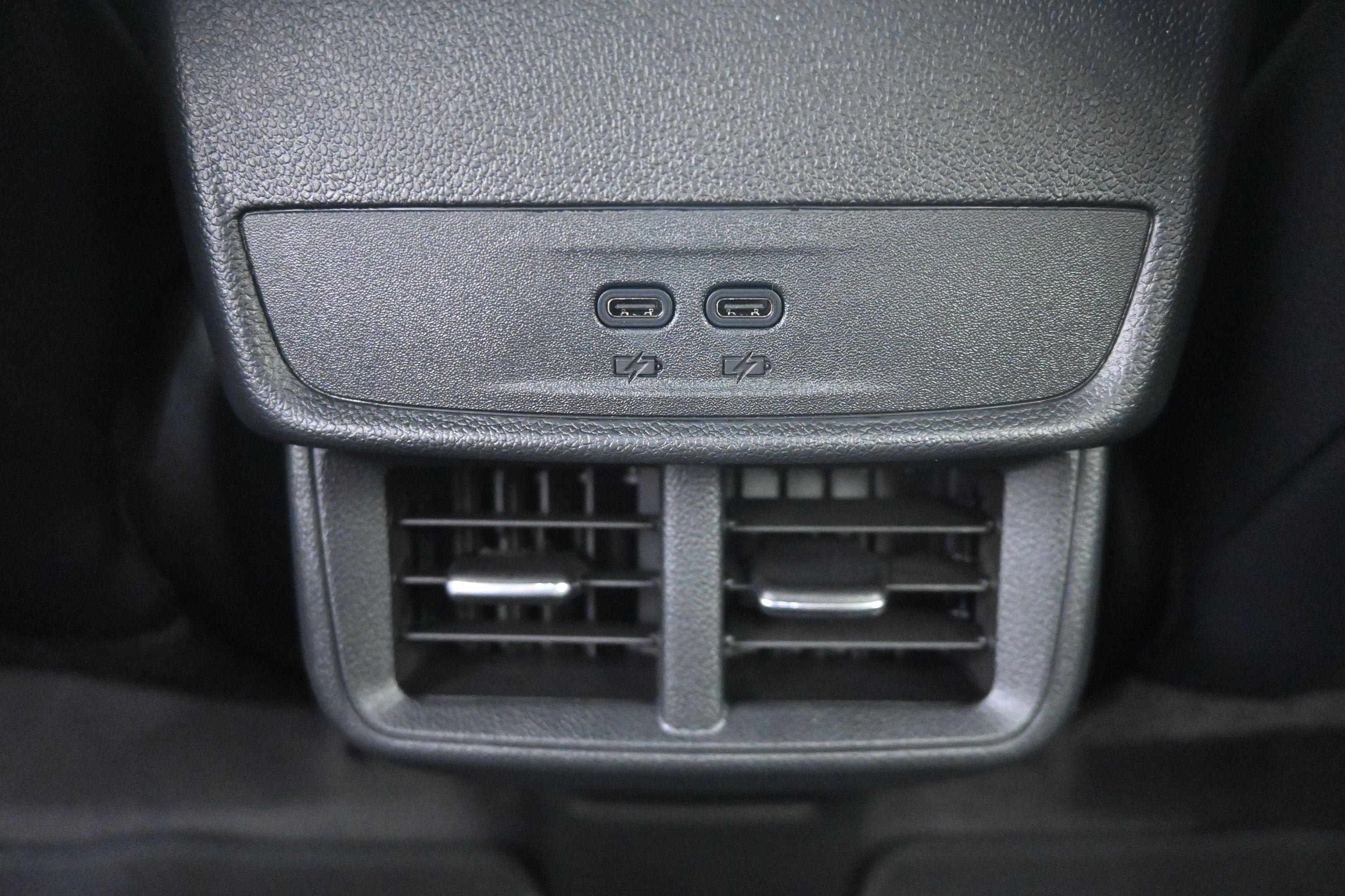 New 2027 Chevrolet Equinox LT w/ Convenience Package II FWD image 26